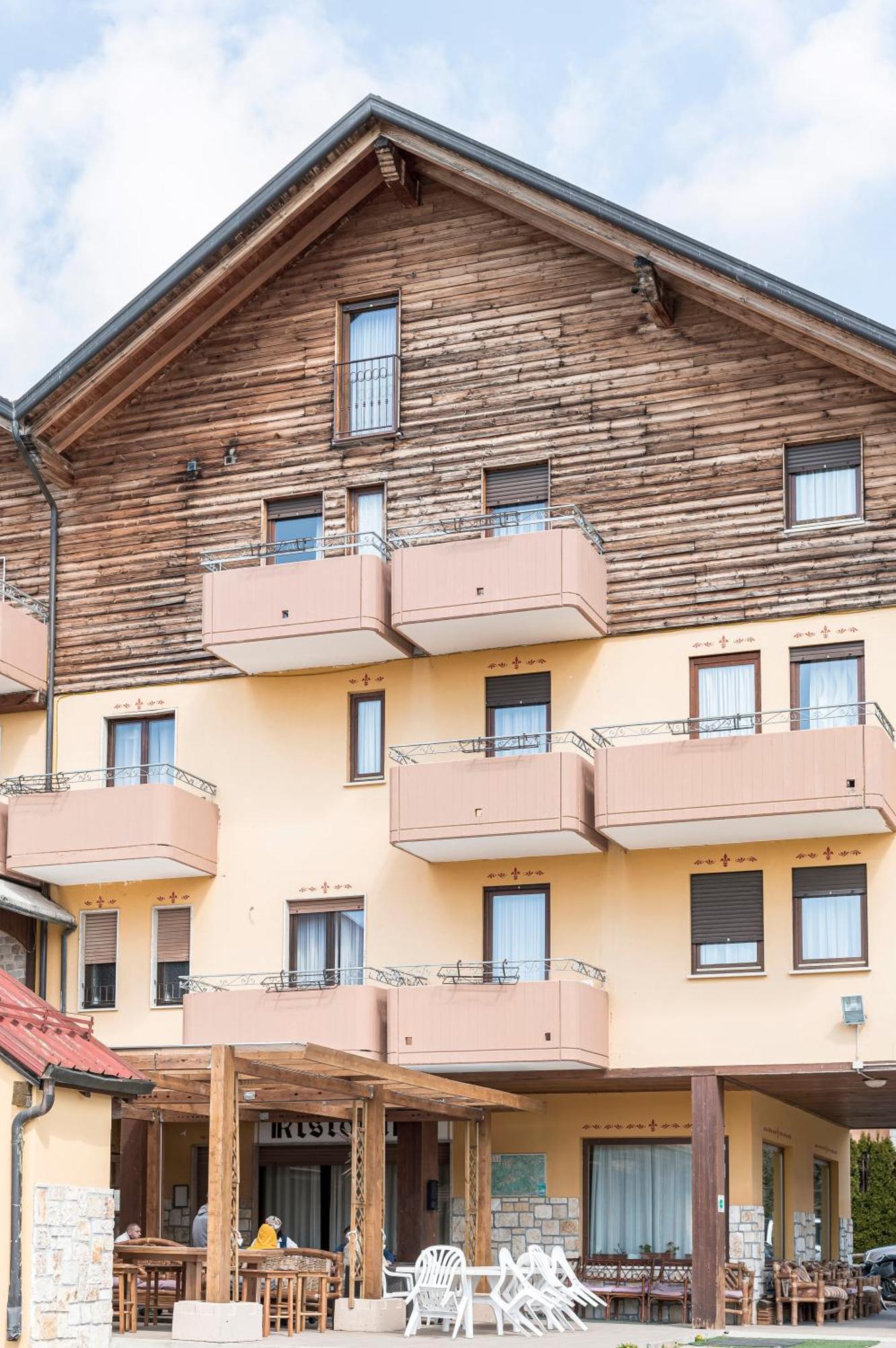 Hotel Vescovi Asiago Esterno foto
