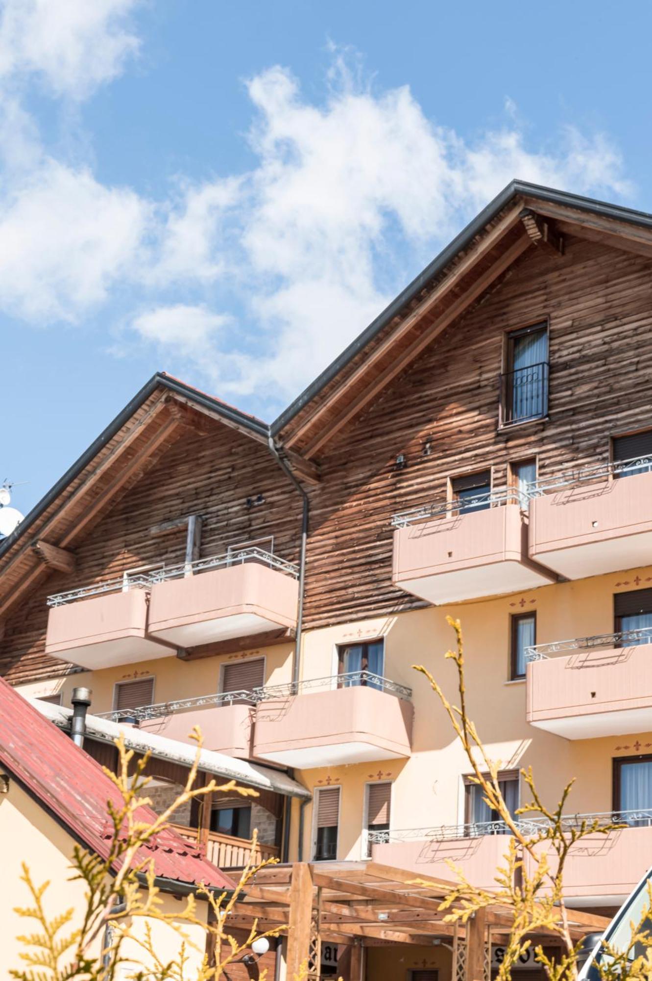 Hotel Vescovi Asiago Esterno foto